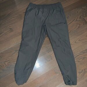 Sweats “all in motion”